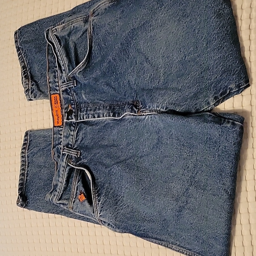 Men's 38x32 Wrangler FR